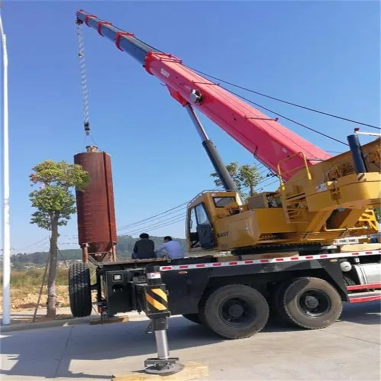 句容专业吊车租赁多少钱