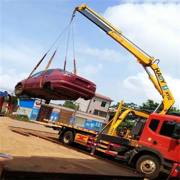 句容吊车救援小汽车怎么吊